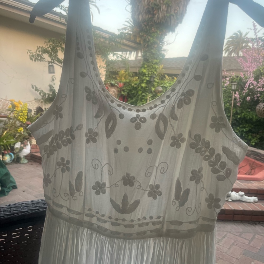Karavan White Vintage Embroidered Midi Dress with flaws | size Large